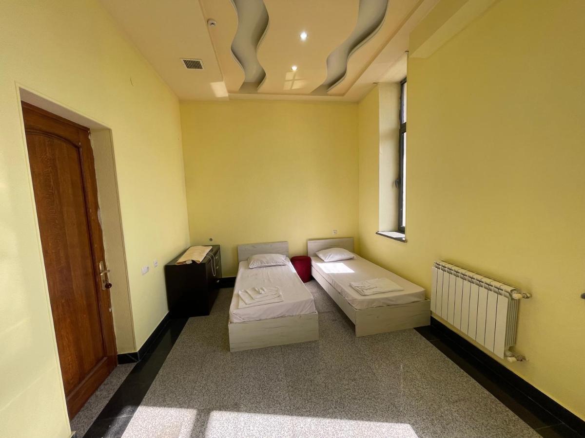 Joy Hotel Apartament يريفان المظهر الخارجي الصورة