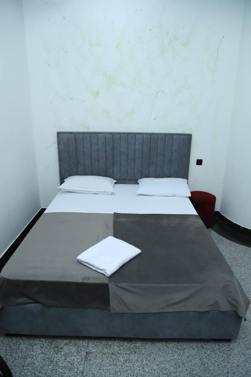 Joy Hotel Apartament يريفان المظهر الخارجي الصورة