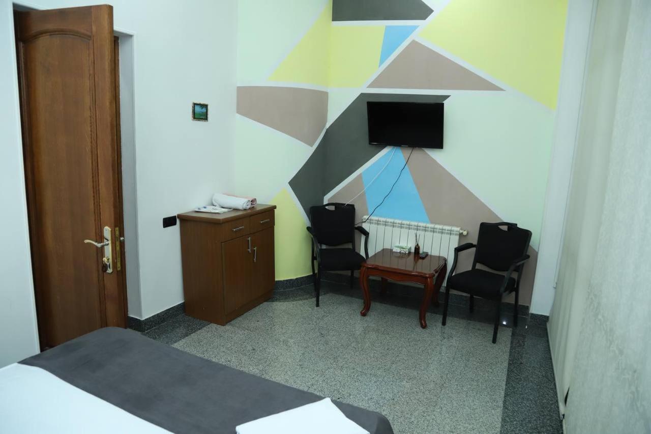 Joy Hotel Apartament يريفان المظهر الخارجي الصورة